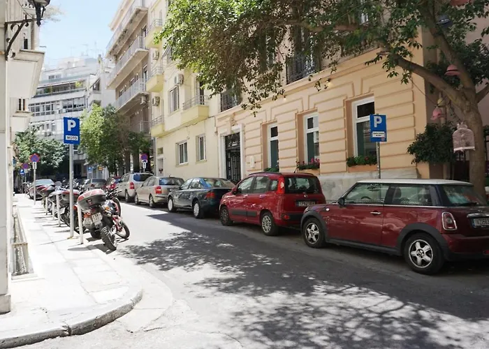 A Few Steps Away From Syntagma And Plaka By Athenian Homes